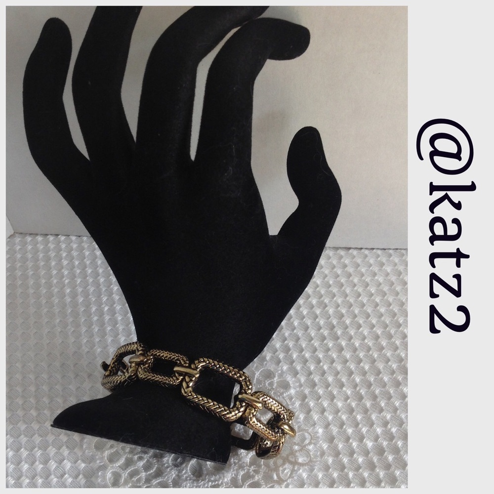 Antiqued Gold-toned Links Expansion Bracelet